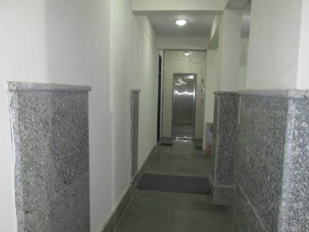 Charanpahari Hotel Нью-Дели Экстерьер фото