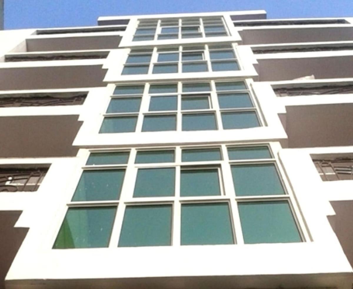 Charanpahari Hotel Нью-Дели Экстерьер фото